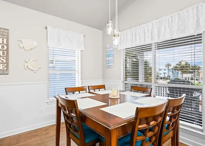 6 Min Walk To Pool Fishing Pier Sleeps 10 Gulf Shores